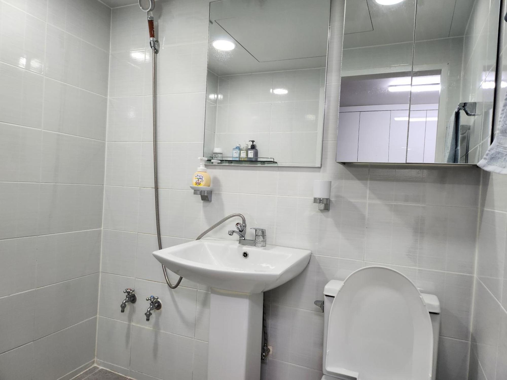 Brand New 2 Bedroom Apartment #6 ソウル特別市 エクステリア 写真